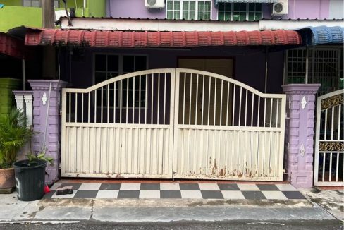 EJEN HARTANAH IPOH PERAK (Property Agent). 010-393 8962. Anis Anuar REN 51372. Menguruskan jual beli rumah, kedai, serta tanah sekitar Perak