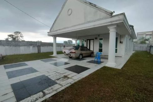 Ejen Hartanah Berdaftar Ipoh Perak. Hubungi Saya Untuk Proses Jual Beli di 0103938962