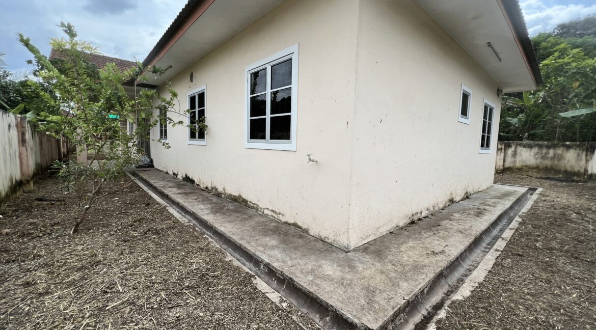 Ejen Hartanah Chemor-Rumah Banglo Setingkat Di RPT Batu 10 Chemor Untuk Dijual-20