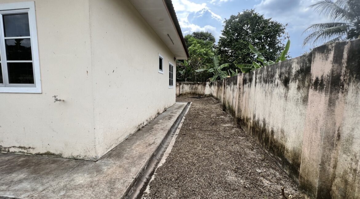 Ejen Hartanah Chemor-Rumah Banglo Setingkat Di RPT Batu 10 Chemor Untuk Dijual-21