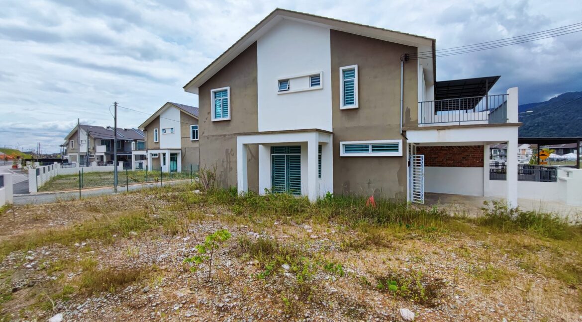Ejen Hartanah Ipoh-Corner Lot Rumah Teres 2 Tingkat Di Taman Chepor Idaman@Meru Scientex-2