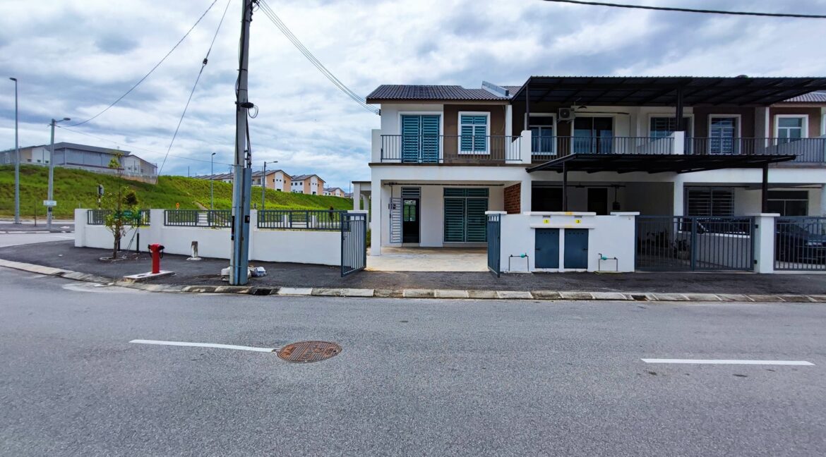 Ejen Hartanah Ipoh-Corner Lot Rumah Teres 2 Tingkat Di Taman Chepor Idaman@Meru Scientex-21