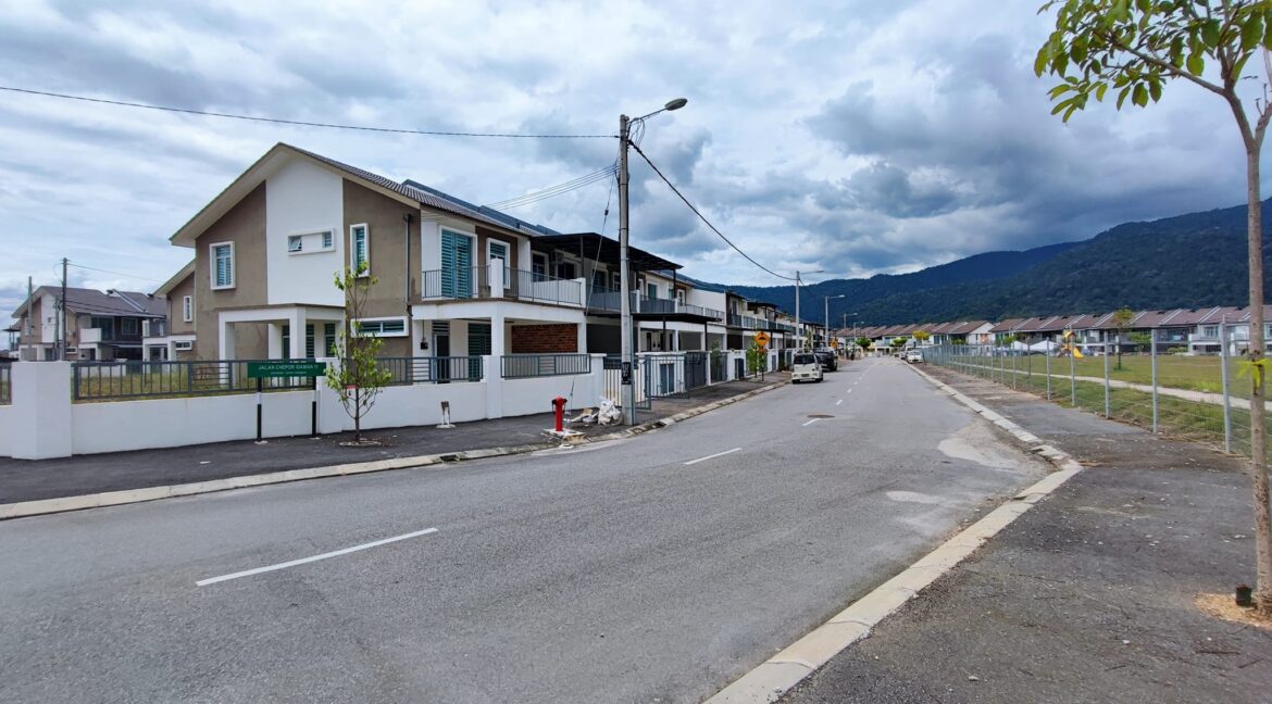 Ejen Hartanah Ipoh-Corner Lot Rumah Teres 2 Tingkat Di Taman Chepor Idaman@Meru Scientex-22