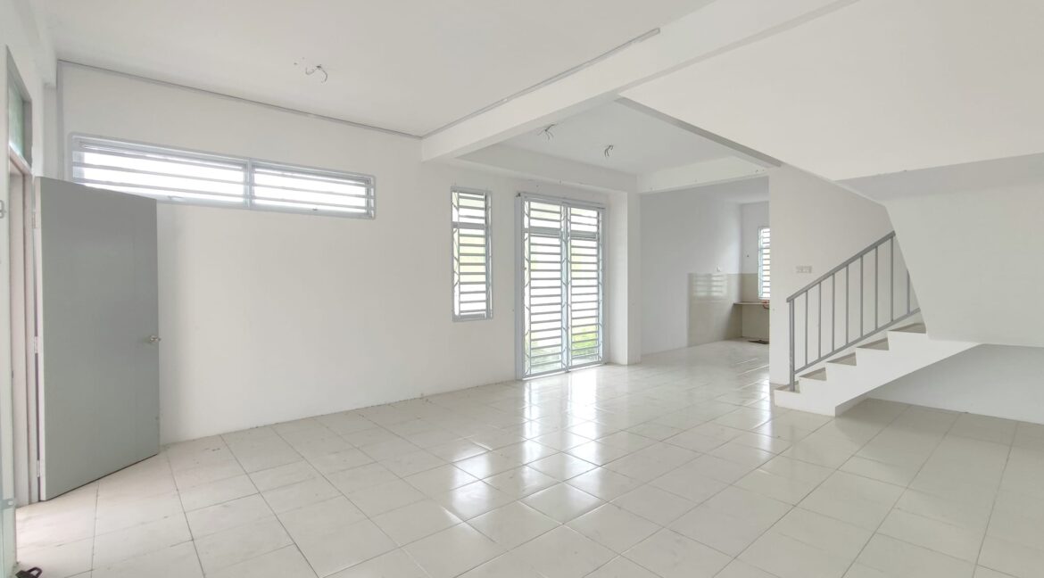 Ejen Hartanah Ipoh-Corner Lot Rumah Teres 2 Tingkat Di Taman Chepor Idaman@Meru Scientex-5