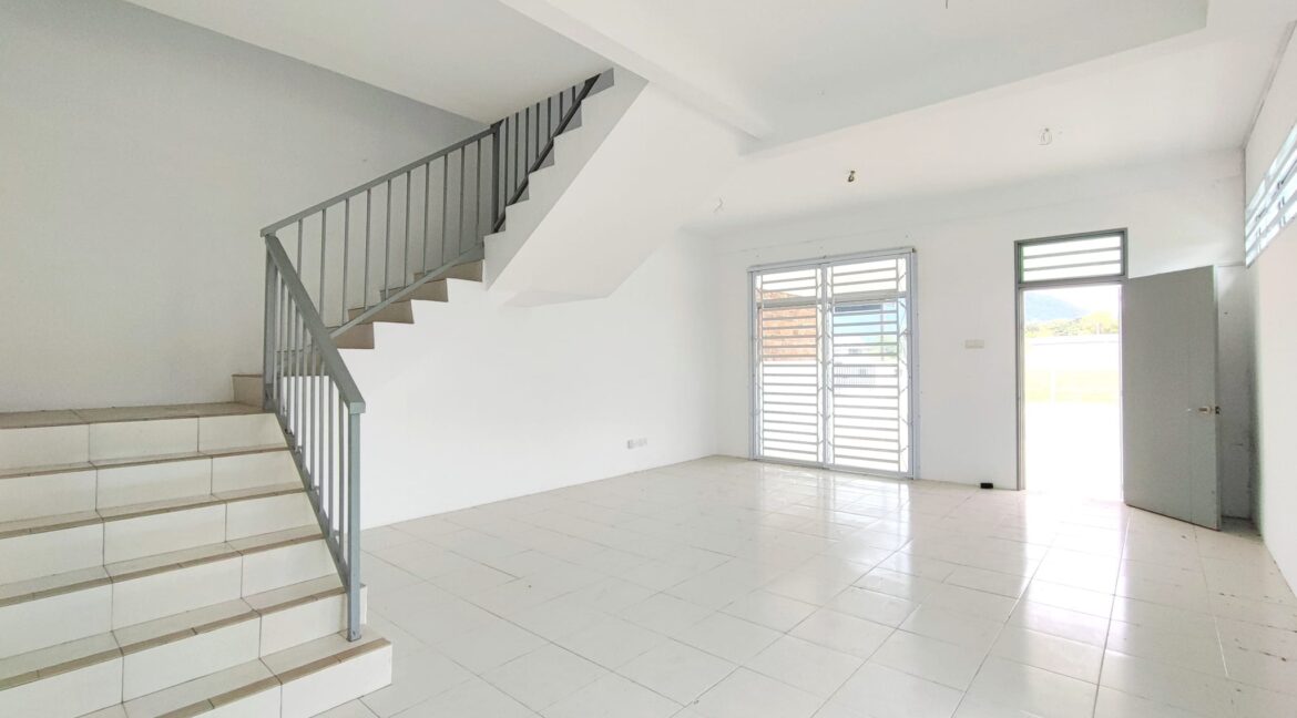 Ejen Hartanah Ipoh-Corner Lot Rumah Teres 2 Tingkat Di Taman Chepor Idaman@Meru Scientex-8