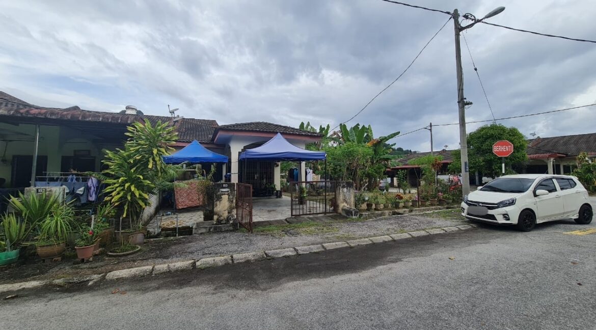 Ejen Hartanah Sungai Siput-Rumah Corner Lot Teres Setingkat Di Taman Makmur Untuk Dijual-1