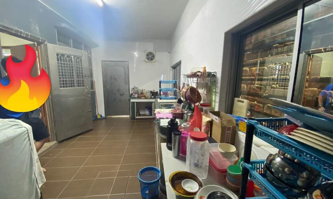 Ejen Hartanah Langkap-Rumah Semi D (2)Tingkat Untuk Dijual di Taman Desa Maju-14