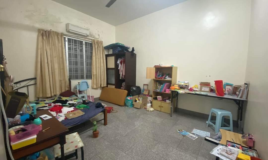 Ejen Hartanah Langkap-Rumah Semi D (2)Tingkat Untuk Dijual di Taman Desa Maju-15