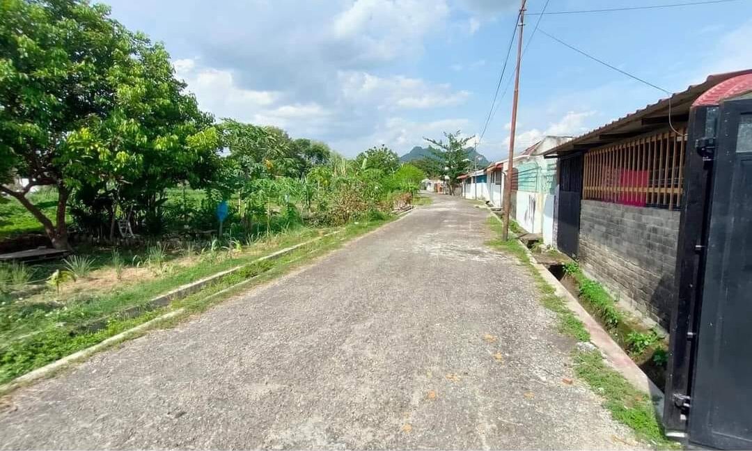 Ejen Hartanah-Rumah Teres Setingkat Untuk Dijual Di Pekan Razaki Ipoh-15
