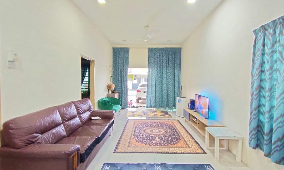 ENDLOT EXTRA 10' x 65' kaki- Rumah Teres Setingkat Untuk Dijual Di Lakeville Seri Iskandar !!!! (6)