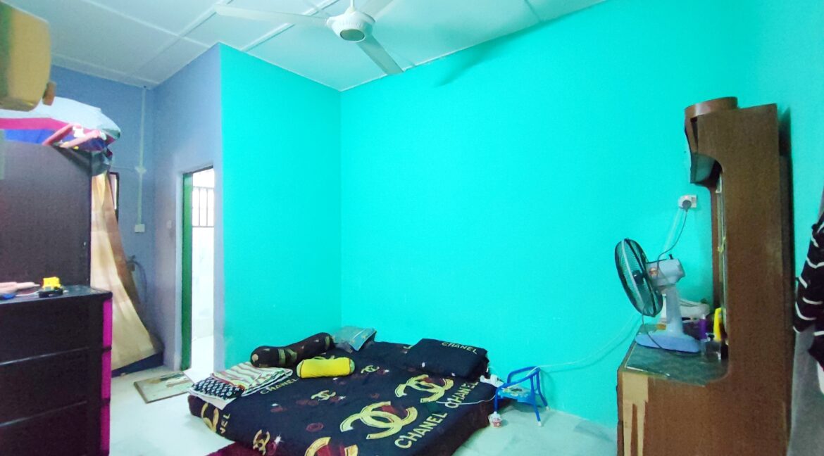 [OPEN FACING] Rumah Teres Setingkat Untuk Dijual di Taman Tanjung Emas, Tanjung Rambutan Perak (2)