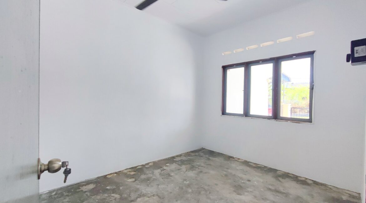 [OPEN FACING] Rumah Teres Stingkat Untuk Dijual Di Taman Diawan, Mambang Diawan, Kampar Perak (7)