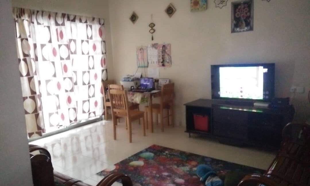 RUMAH SETINGKAT DI LAKEVILLE, SERI ISKANDAR UNTUK DIJUAL!! (6)