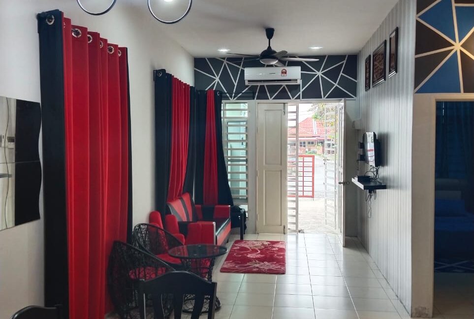 RUMAH TERES SETINGKAT ENDLOT METRO PENGKALAN. Taman Metro Pengkalan, Batu Gajah (16)