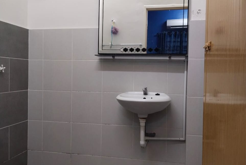 RUMAH TERES SETINGKAT ENDLOT METRO PENGKALAN. Taman Metro Pengkalan, Batu Gajah (6)