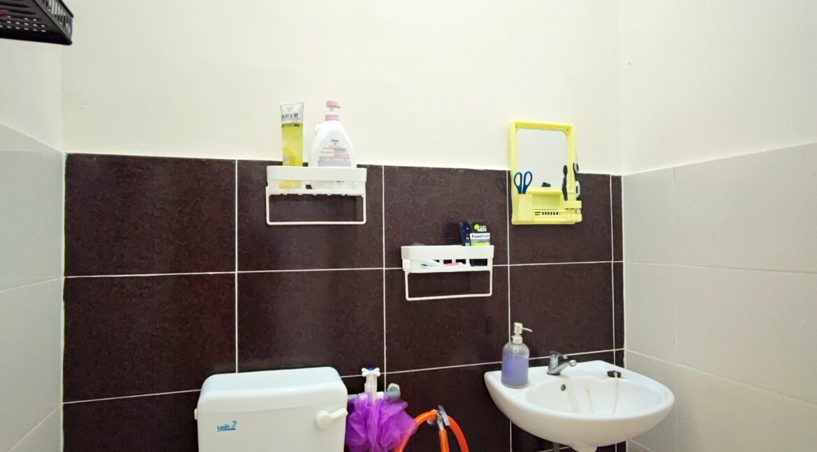 [Renovated] Rumah Teres Setingkat Untuk Dijual Di Taman Universiti Wallagonia Tapah, Tapah Road, Perak (1)