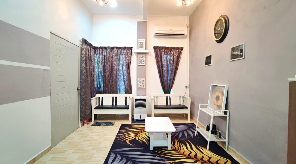 [Renovated] Rumah Teres Setingkat Untuk Dijual Di Taman Universiti Wallagonia Tapah, Tapah Road, Perak (14)