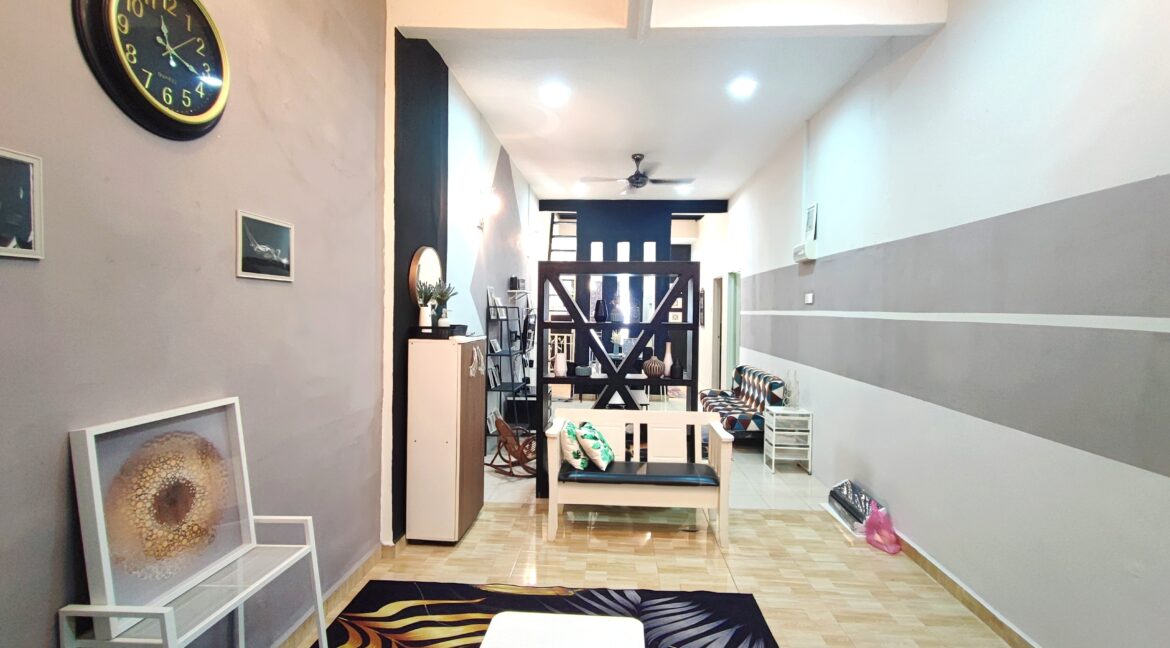 [Renovated] Rumah Teres Setingkat Untuk Dijual Di Taman Universiti Wallagonia Tapah, Tapah Road, Perak (15)