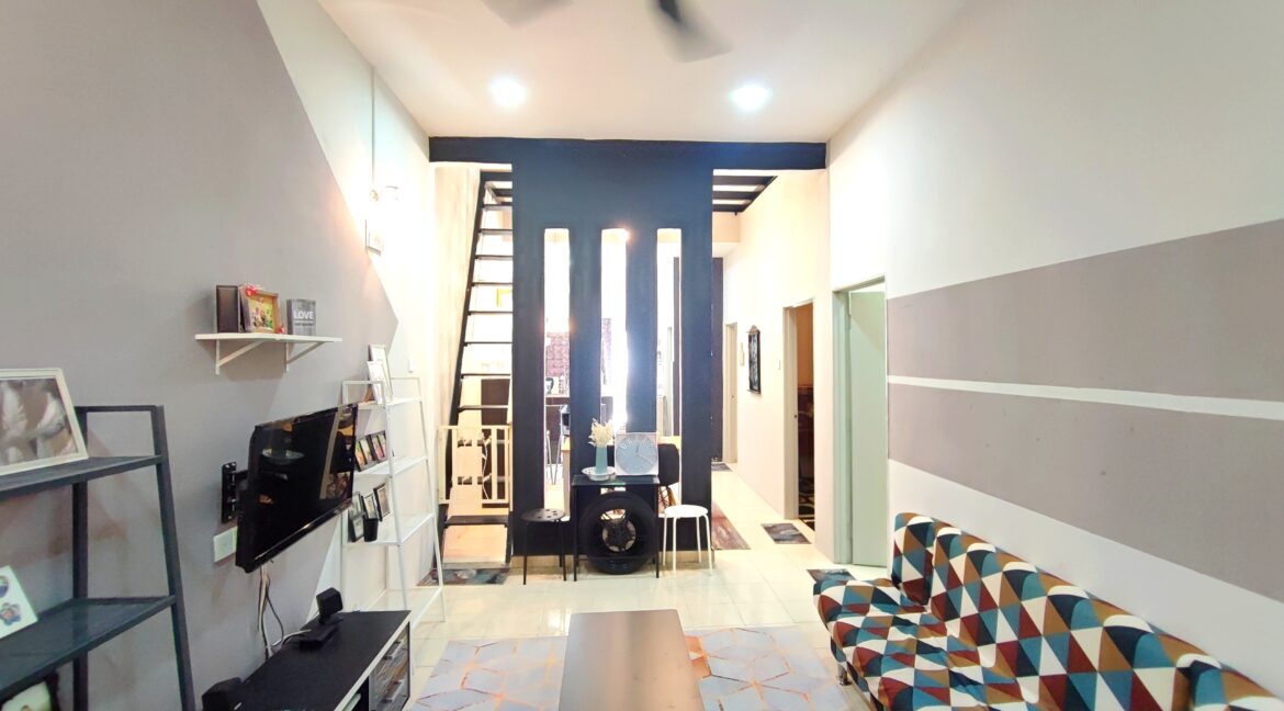 [Renovated] Rumah Teres Setingkat Untuk Dijual Di Taman Universiti Wallagonia Tapah, Tapah Road, Perak (16)