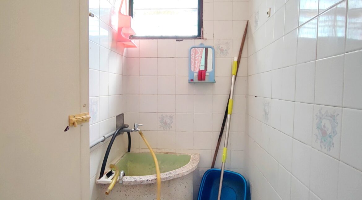 Rumah Teres Setingkat Untuk Dijual di Taman Anda, Tasek Ipoh (3)