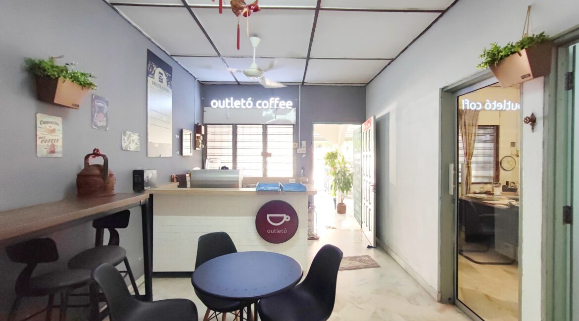 Rumah Teres Setingkat Untuk Dijual di Taman Anda, Tasek Ipoh (9)