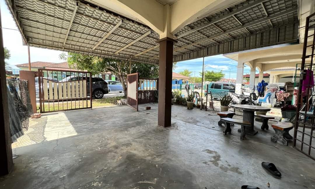 SALE !! Teres Setingkat Di Bandar Universiti Seri Iskandar (12)