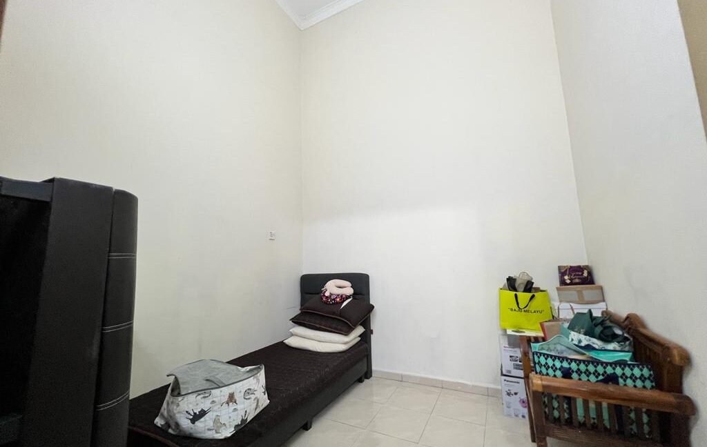 TAMAN PENGKALAN HARMONI UNTUK DIJUAL SEGERA !!! (10)