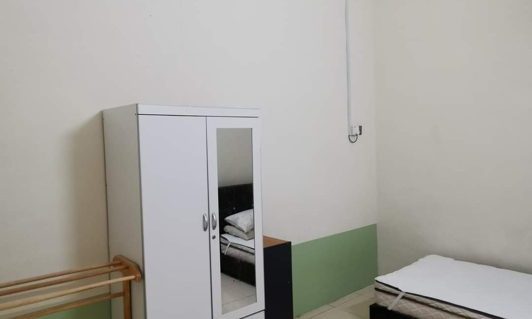 TERES  SETINGKAT FULLY FURNISHED LAKEVILLE SERI ISKANDAR UNTUK DIJUAL (3)