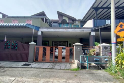 DOUBLE STOREY DI HALAMAN MERU IMPIAN, MERU, PERAKDOUBLE STOREY DI HALAMAN MERU IMPIAN, MERU, PERAK