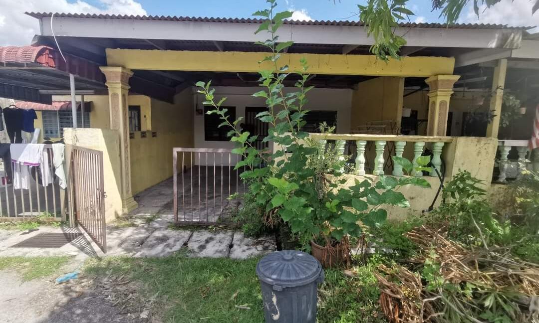 RUMAH TERES SETINGKAT KLEBANG (12)