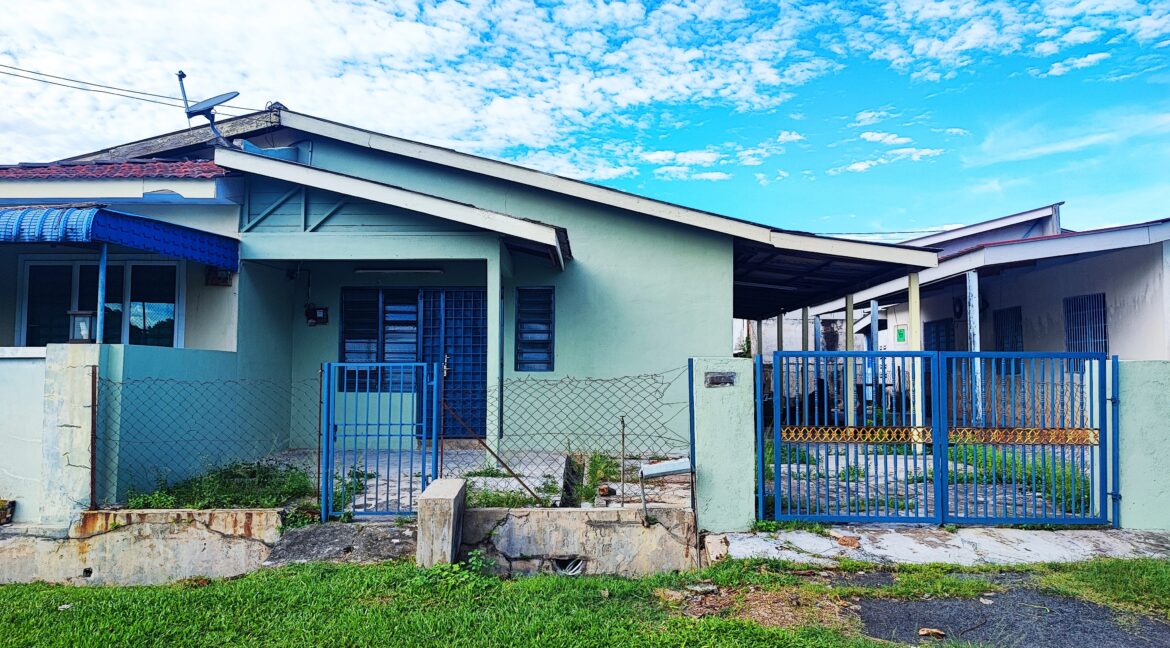 Rumah Semi D Setingkat Untuk Dijual di Taman Hiburan, Tambun, Ulu Kinta Perak (13)