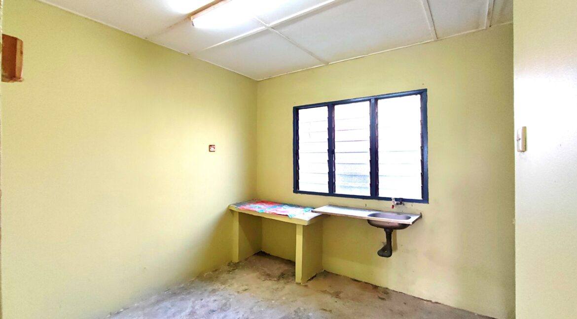 Rumah Semi D Setingkat Untuk Dijual di Taman Hiburan, Tambun, Ulu Kinta Perak (2)
