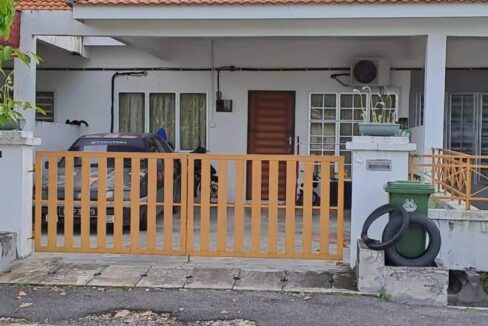 Teres Setingkat Untuk Dijual Di Taman Kinding Raya, Tg Rambutan