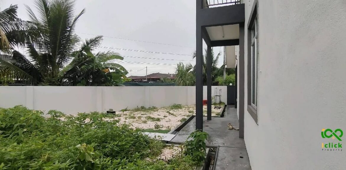 Double Storey Corner Taman Ehsan, Tasek 5
