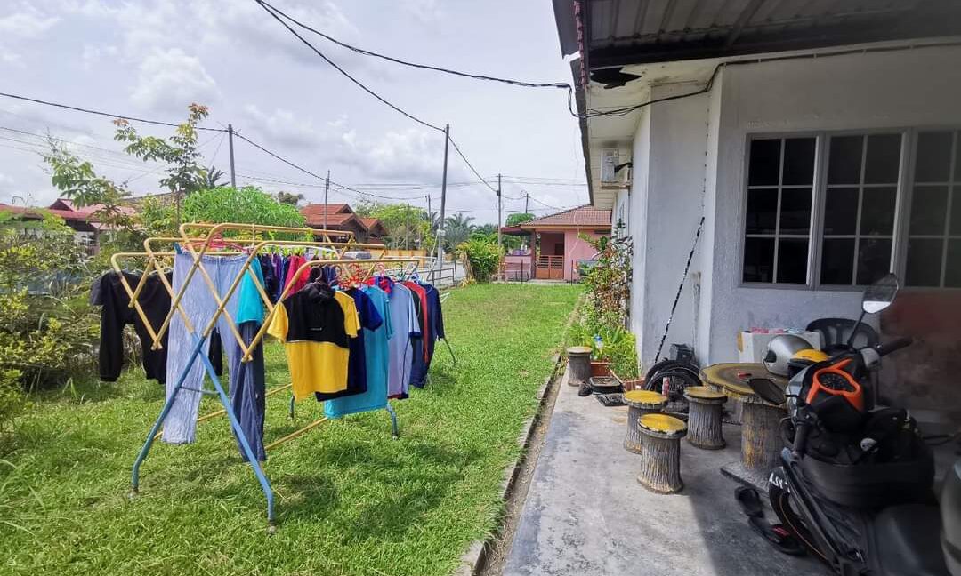 RUMAH TERES SETINGKAT UNTUK DIJUAL DI MANJUNG, PERAK 4