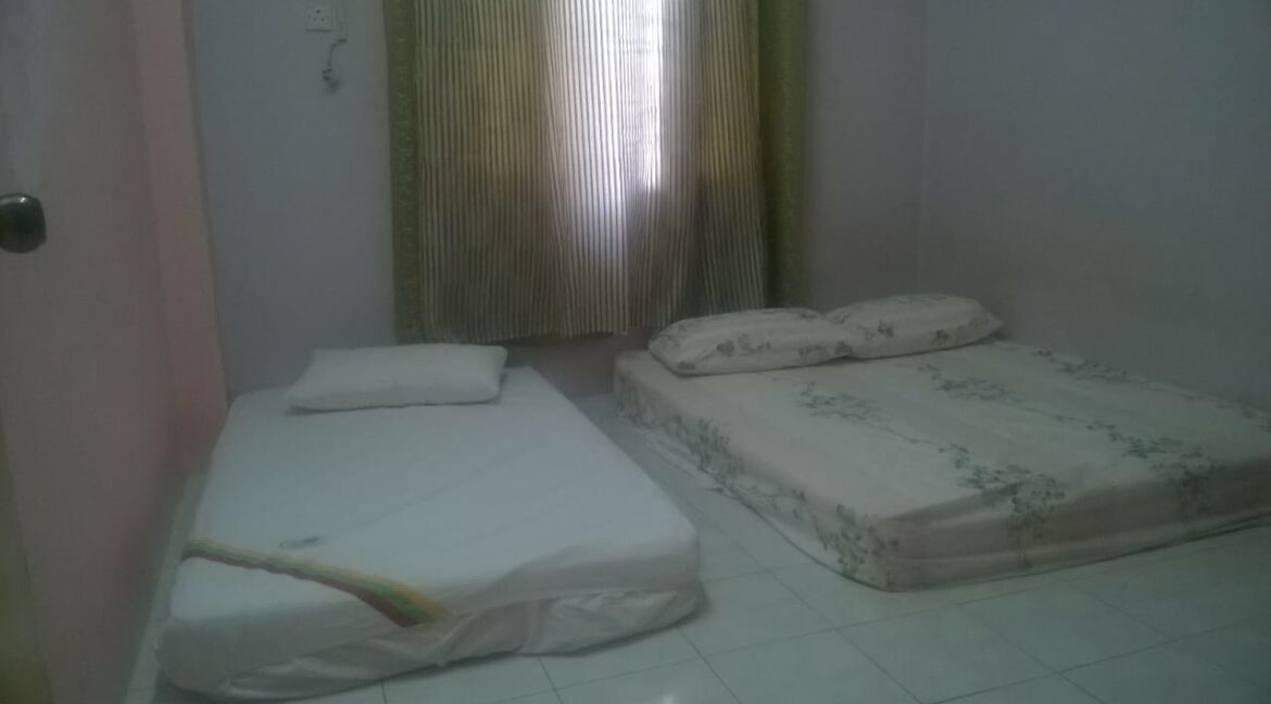 Rumah Setingkat Di Halaman Meru Permai (5)