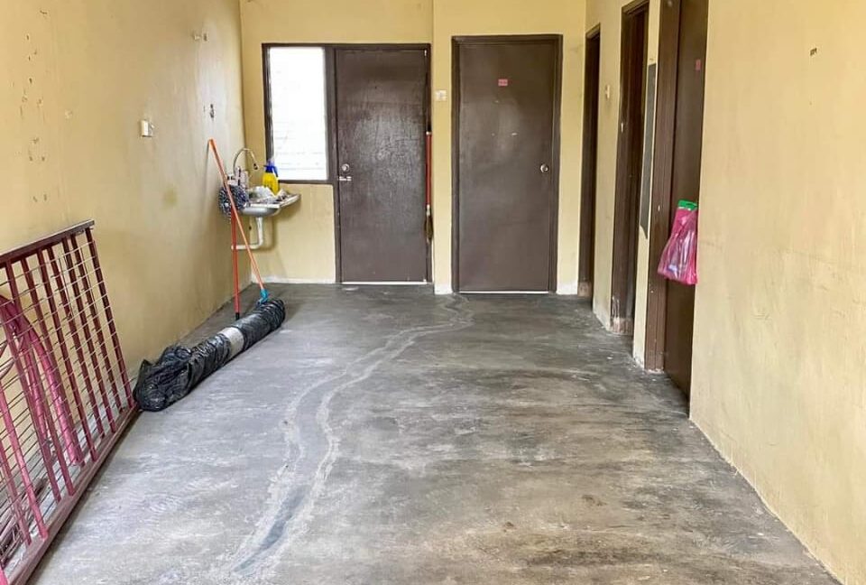 Rumah Setingkat Di Persiaran Iskandar Perdana 30 5