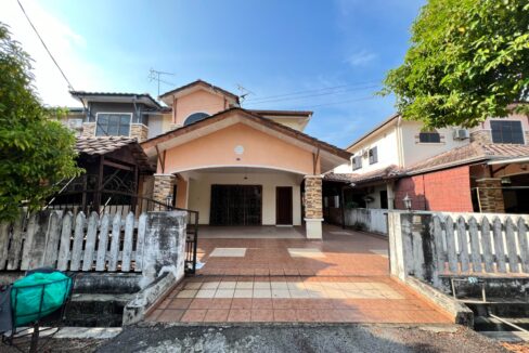 Semi Detached Venice Desa Manjung Raya