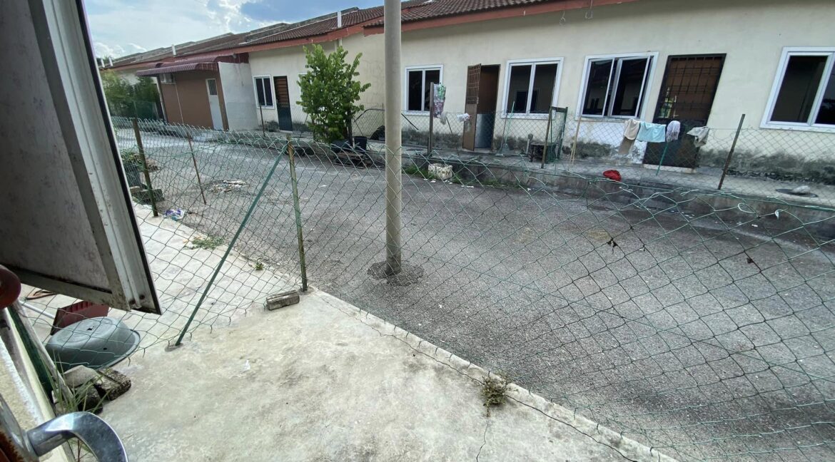 TERES SETINGKAT TAMAN PUSPA INDAH, PUSING BATU GAJAH 13