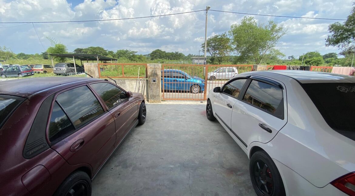 TERES SETINGKAT TAMAN PUSPA INDAH, PUSING BATU GAJAH 5