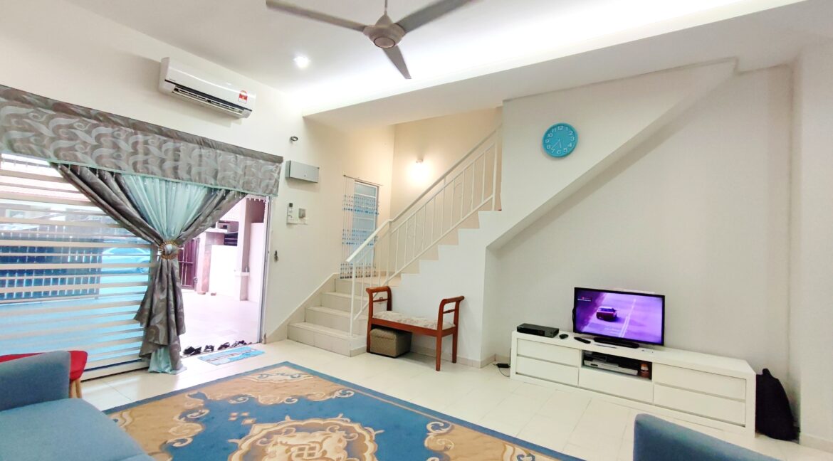 Teres Dua (8) Tingkat Untuk Dijual di Bandar Seri Botani, Ipoh Perak