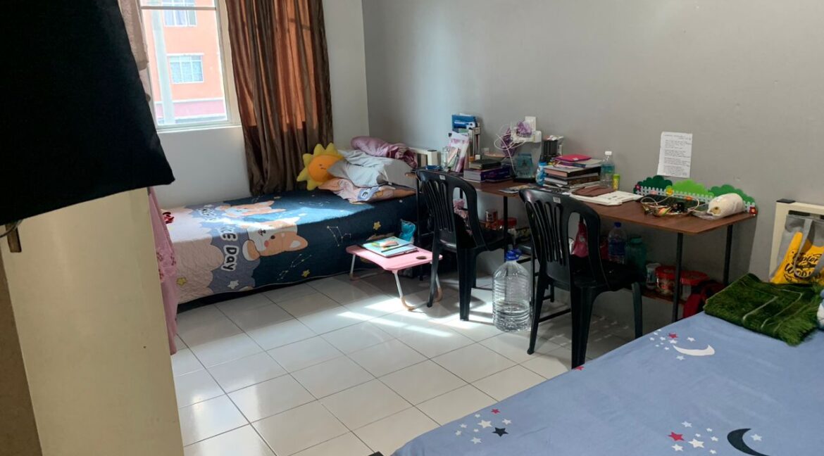 Teres Dua Tingkat Endlot Taman Bahtera Hulu Bernam (11)