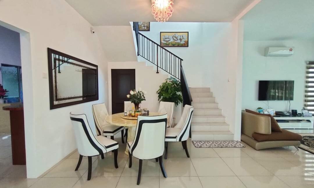Semi D Dua Tingkat Di Lakeville Seri Iskandar Untuk Dijual (10)