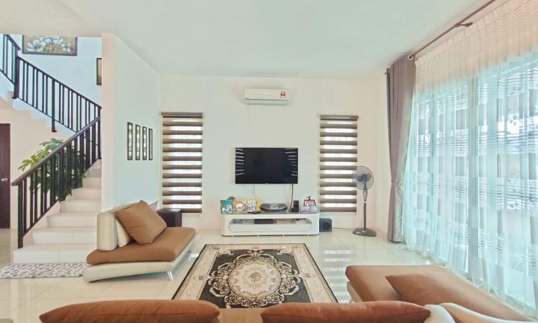 Semi D Dua Tingkat Di Lakeville Seri Iskandar Untuk Dijual (5)