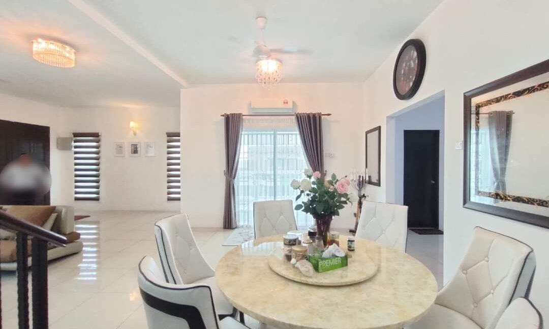 Semi D Dua Tingkat Di Lakeville Seri Iskandar Untuk Dijual (6)