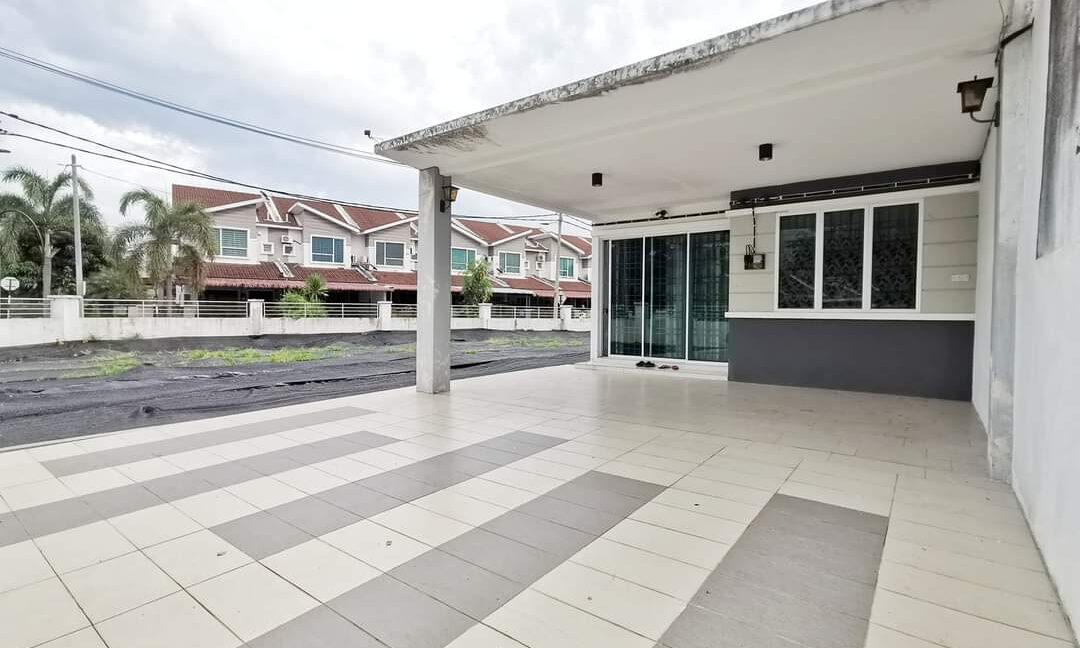 Single Storey Terrace House Corner Lot, Tanjung Rambutan 1