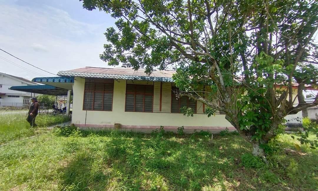 Tanah + Banglo Lama Untuk Dijual Di Ipoh, Perak (2)