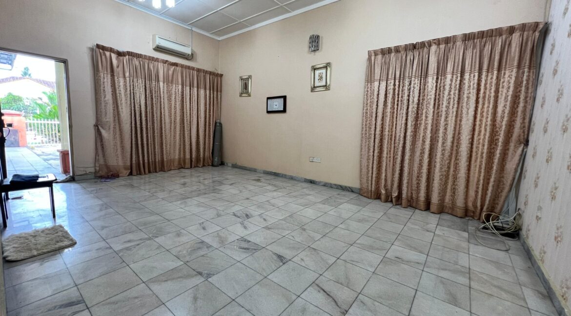 Semi-D Di Fasa 1D2 Seri Manjung Untuk Dijual 12