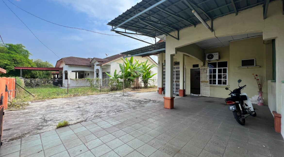 Semi-D Di Fasa 1D2 Seri Manjung Untuk Dijual 6
