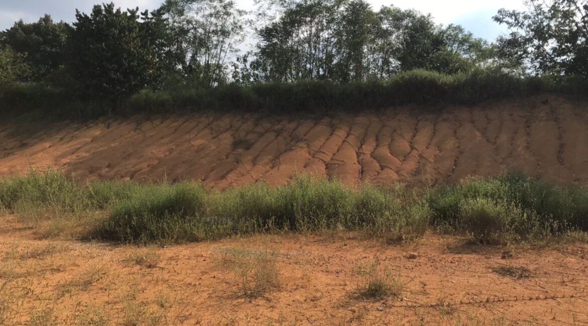 Tanah Lot Rumah Untuk Dijual di RPT Cherakoh, Mukim Durian Pipit, Lenggong (2)
